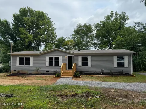 818 Ivory Rd, Athens, TN 37303
