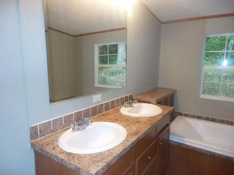 306 T Cooper Rd, Lancing, TN 37770 photo 12