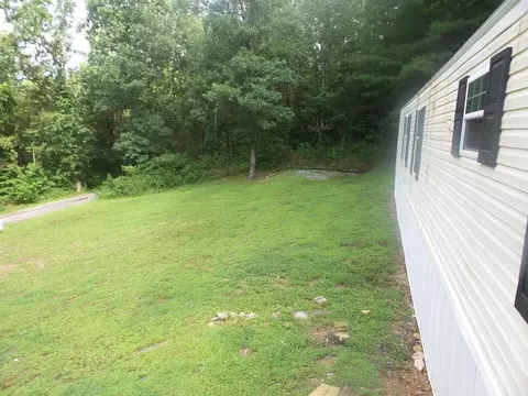 306 T Cooper Rd, Lancing, TN 37770 photo 19