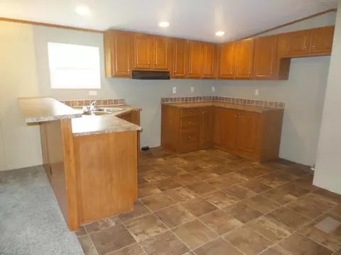 306 T Cooper Rd, Lancing, TN 37770 photo 2