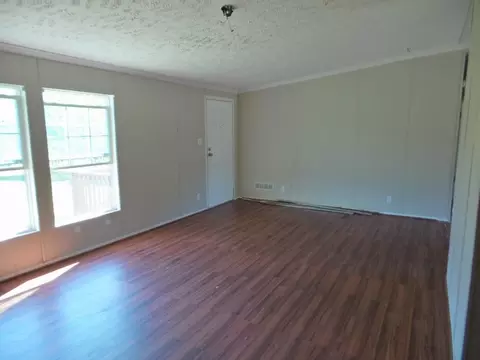 502 Gamble Dr, Heiskell, TN 37754 photo 4