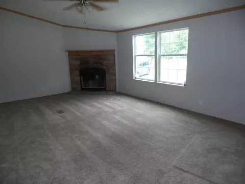 124 Davidson Rd, Lancing, TN 37770 photo 6