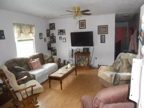 415 Cedar Ave, Luttrell, TN 37779 photo 2