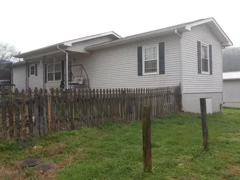 415 Cedar Ave, Luttrell, TN 37779 photo 1
