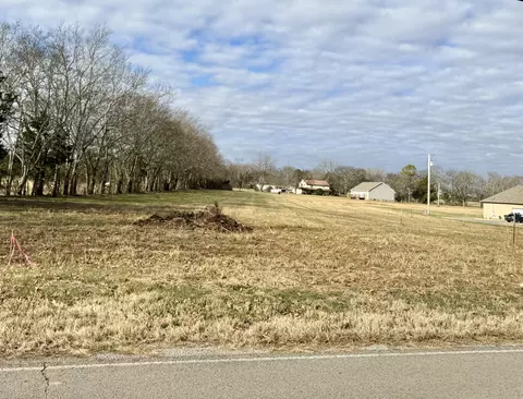 0 Halls Mill Rd, Unionville, TN 37180