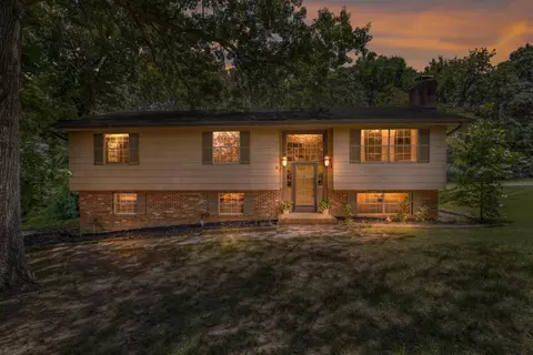 8842 Lake Crest Cir, Chattanooga, TN 37416