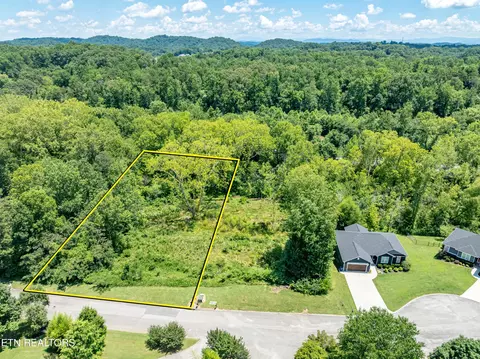 2916 Split Oak Dr, Knoxville, TN 37920