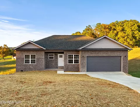 1544 Bentview Dr, Kodak, TN 37764