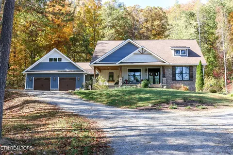 951 Newell Cir, Seymour, TN 37865