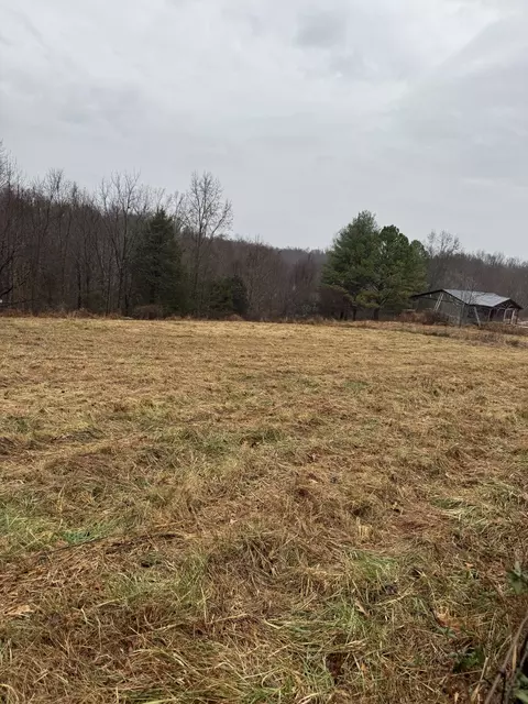 5 Jimtown Rd, Lafayette, TN 37083