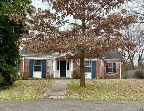 933 Gale Ln, Nashville, TN 37204