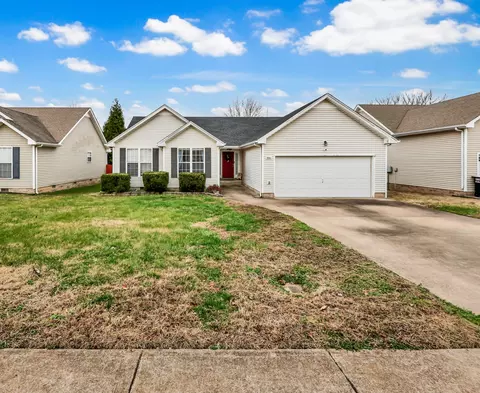 3664 Cindy Jo Dr S, Clarksville, TN 37040