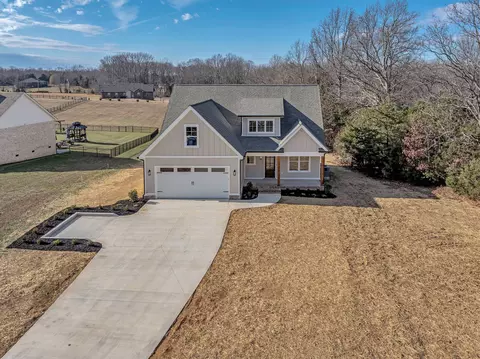569 Shorty Few Rd, Dickson, TN 37055 photo 3