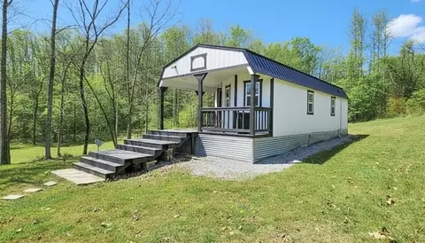 1300 Black Rd, Prospect, TN 38477