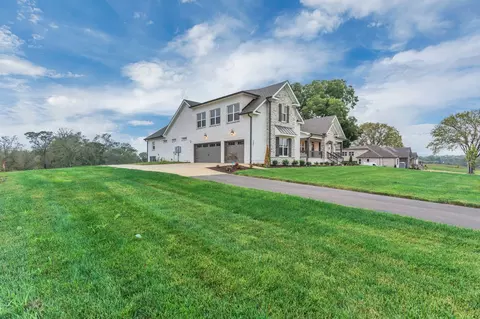 Exterior - 1581 John Sharp Rd, Spring Hill, TN 37174 photo 3 of 17