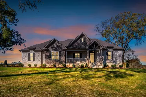 1589 John Sharp Rd, Spring Hill, TN 37174 photo 2