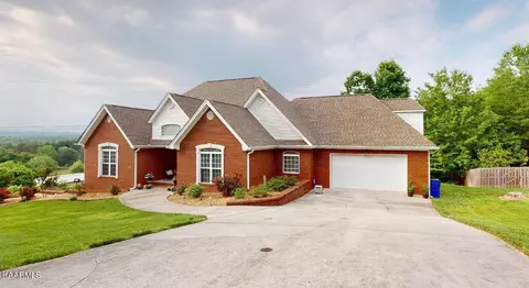 842 NW Martin Dr, Cleveland, TN 37311