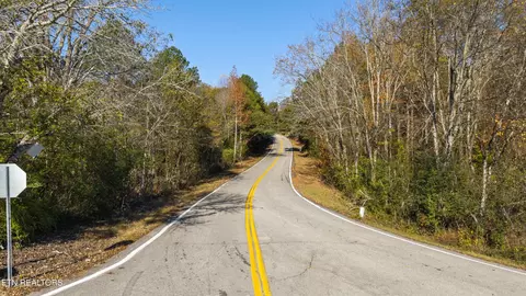 4963 Parker Loop Rd, Birchwood, TN 37308 photo 18