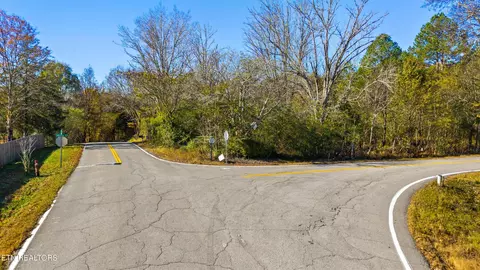 4963 Parker Loop Rd, Birchwood, TN 37308 photo 17