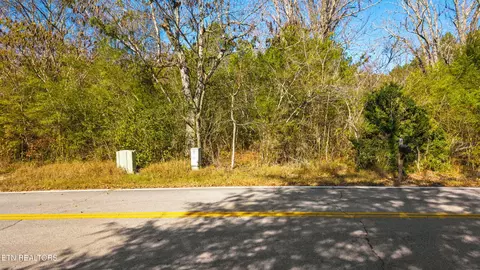 4963 Parker Loop Rd, Birchwood, TN 37308 photo 11