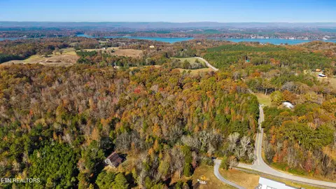 4963 Parker Loop Rd, Birchwood, TN 37308 photo 2