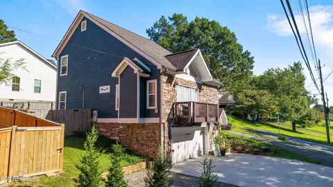 4140 NElm Dr, Cleveland, TN 37312
