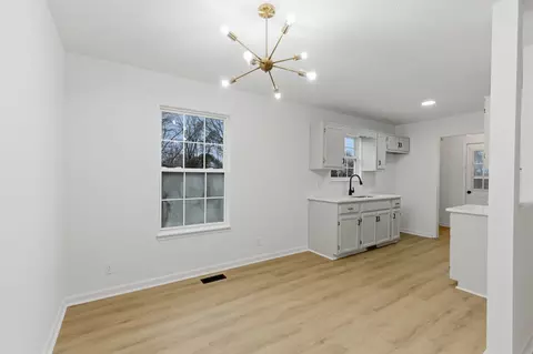 906 Spruce St, Springfield, TN 37172 photo 6