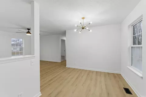 906 Spruce St, Springfield, TN 37172 photo 8