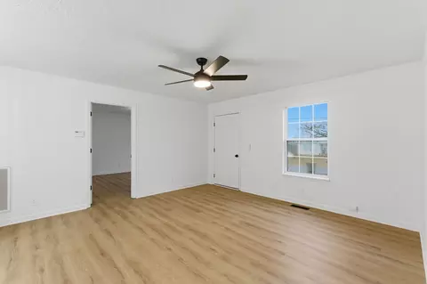906 Spruce St, Springfield, TN 37172 photo 14