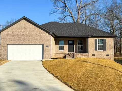 604 Shadow Dr, Shelbyville, TN 37160