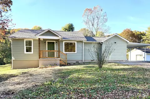 545 E Garden Farm Rd, Rossville, GA 30741