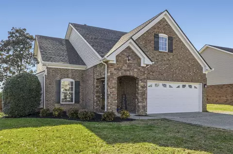 1001 Daniel Ln, Spring Hill, TN 37174