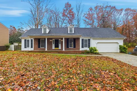 521 Hickory Woods Rd, Knoxville, TN 37934