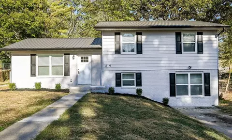 819 Scenic Dr SE, Cleveland, TN 37323