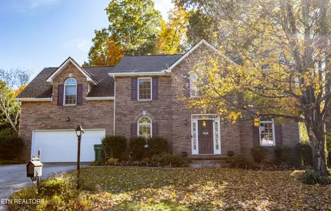 8942 Maple Ridge Ln, Knoxville, TN 37923