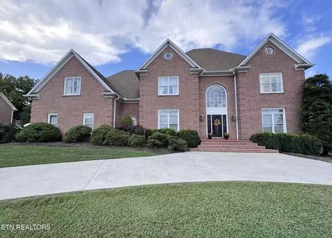 7601 Harrisburg Ct, Knoxville, TN 37909