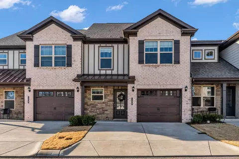 156 Rising Pvt Ln, Gallatin, TN 37066