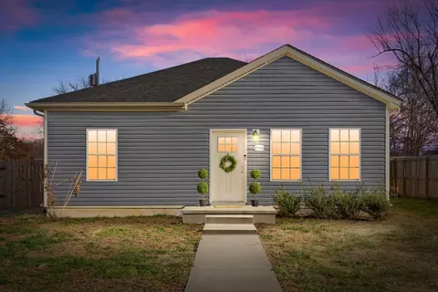 210 Texas Ave # A, Oak Grove, KY 42262