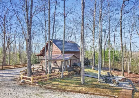 390 John J Smith Rd, Oneida, TN 37841 photo 2