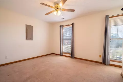 Bedroom - 617 2nd Ave S, Loretto, TN 38469 photo 2 of 5