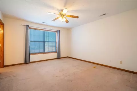 Bedroom - 617 2nd Ave S, Loretto, TN 38469 photo 4 of 5