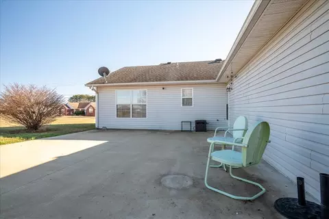 Other - 617 2nd Ave S, Loretto, TN 38469 photo 6 of 6