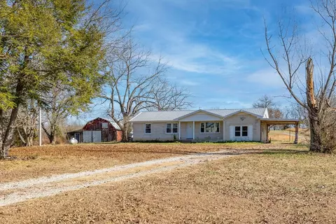 2323 Salem Rd, Minor Hill, TN 38473