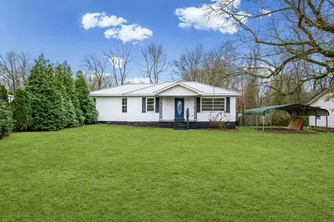 9824 Old Highway 46, Bon Aqua, TN 37025