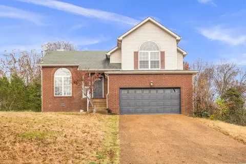 4305 Winton Dr, Antioch, TN 37013