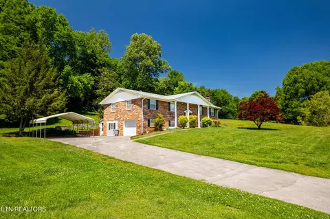 1328 Hillvale Rd, Louisville, TN 37777