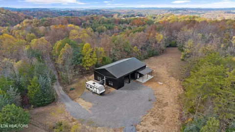 2020 Upper Rinehart Rd, Dandridge, TN 37725