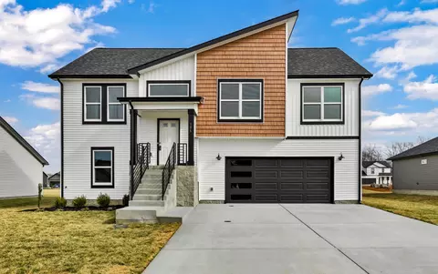 195 Donegal Dr, Clarksville, TN 37042