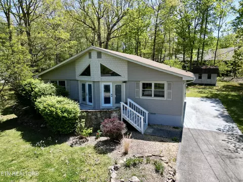 119 Eagle Ln, Crossville, TN 38558
