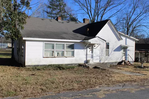 62 High St, Viola, TN 37394